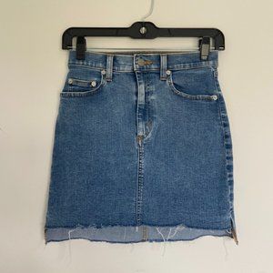 Aritzia Wilfred Free Denim/Jean Skirt